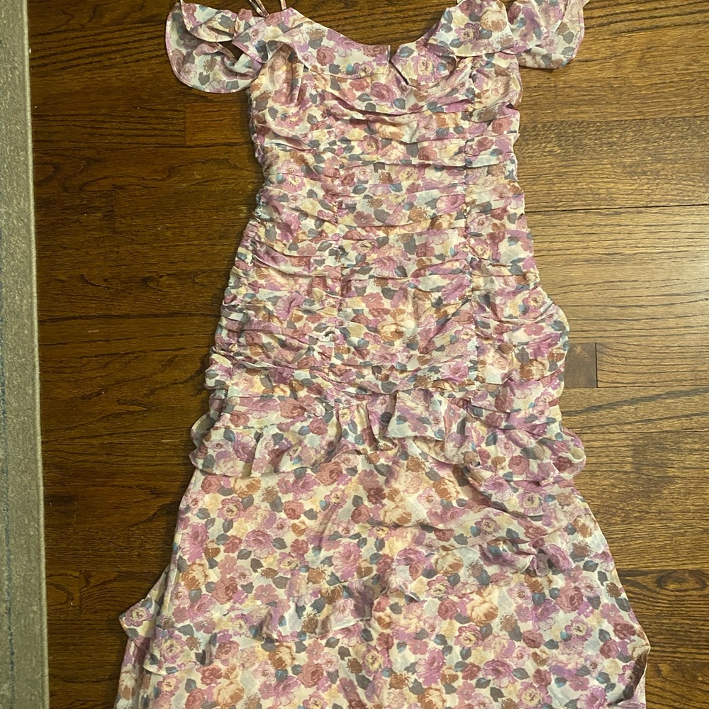 Floral stand-out dress!